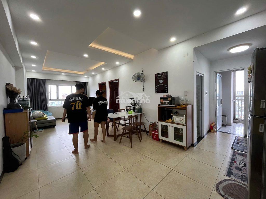 Gia đình cần bán căn hộ 2pn có sổ hồng chỉ 2,4 tỷ - 2
