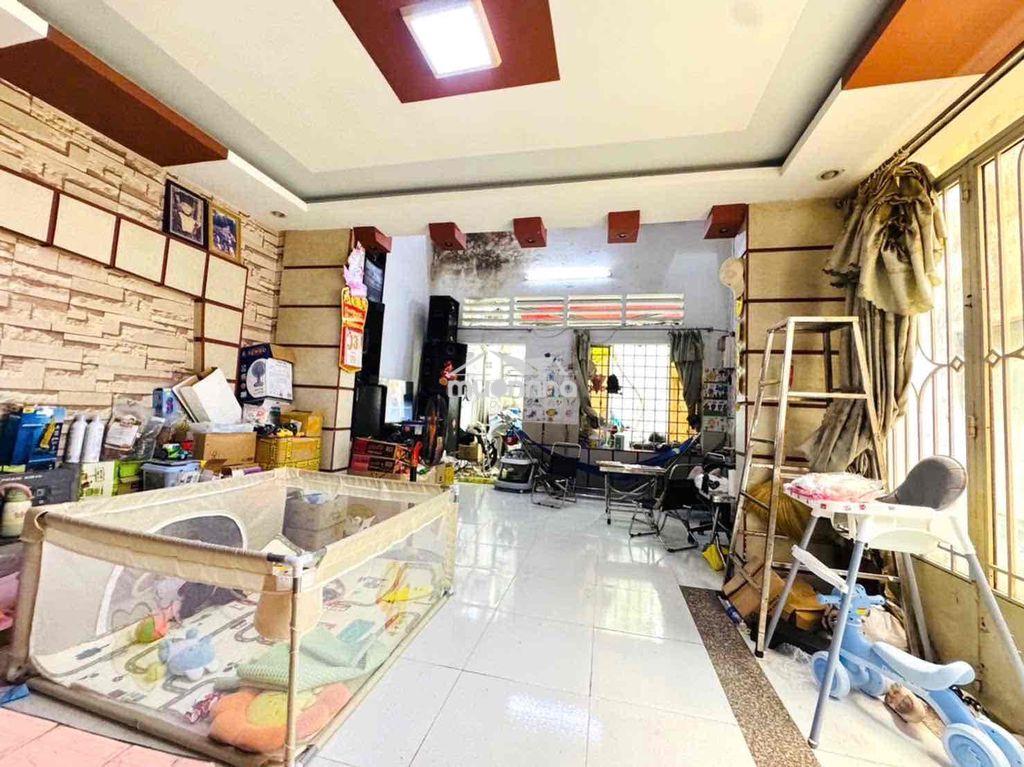 Sát hẻm xe hơi thoại ngọc hầu,tân phú,67m²,2 tầng, 4pn, chỉ 5.2 tỷ - 2