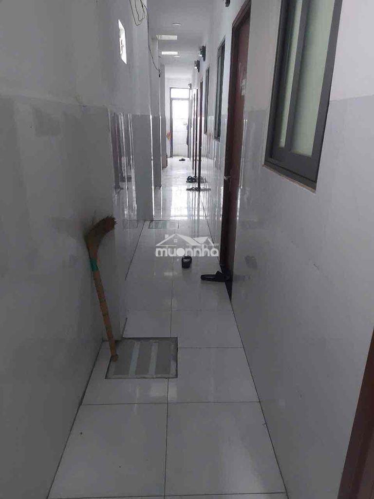 Cho thuê phòng trọ đầy đủ tiện nghi, thoát mát thang máy