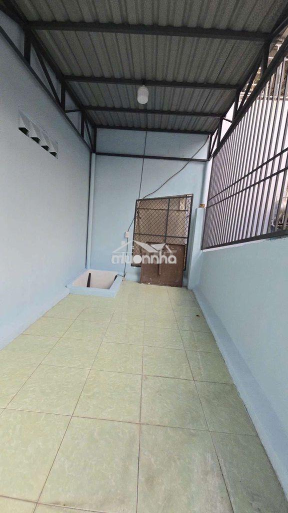Nhà 3 lầu sổ riêng trần hưng đạo thông ra bùi viện quận 1 - 4