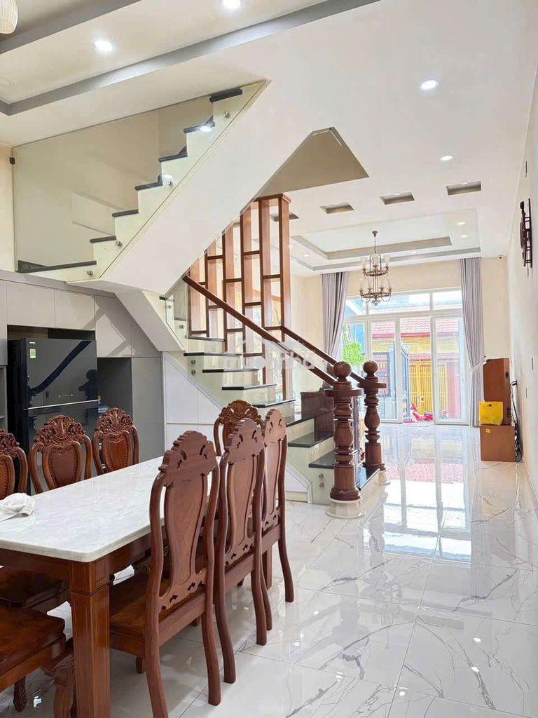 Nhà gần khu lộc vừng, vạn phúc. dt 5x20m 1trệt 2lầu 3pn 4wc. ở, làm vp - 3