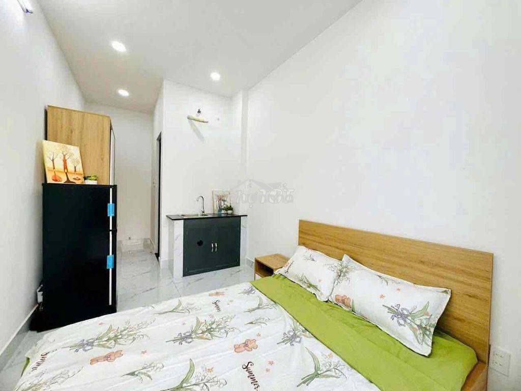 Phòng ban công thoáng- phòng mới - gần chợ bà chiểu - 3