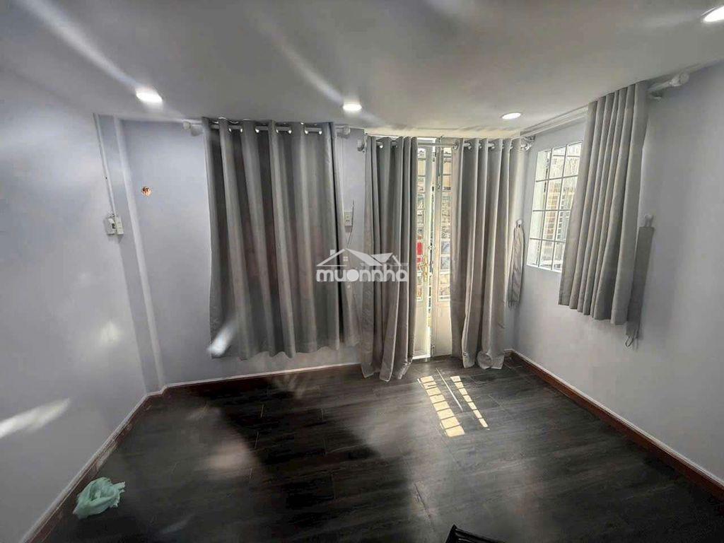 ❤️ Chủ hạ giá còn 3tỷ050 ❤️
🏠🏠 bán nhà hẻm trần hưng đạo - 3