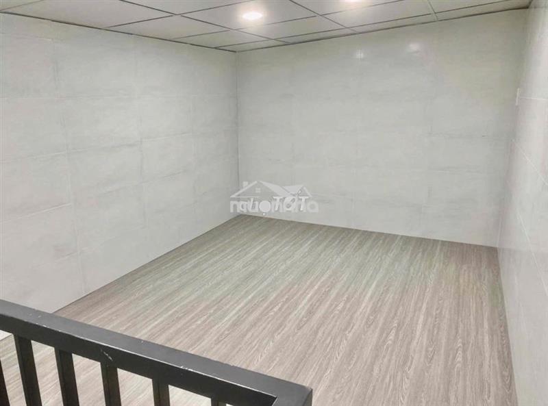 Nhà hxh đường số 8 ( p. bhhb), dt 5mx5m, 1 gác lửng, giá 4.5 triệu