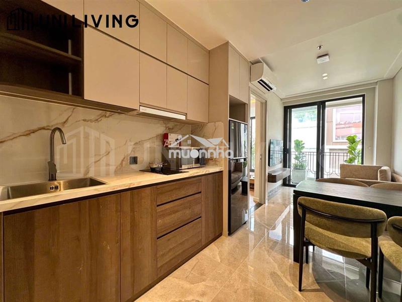Studuo luxury nằm ngay gần công viên làng hoa