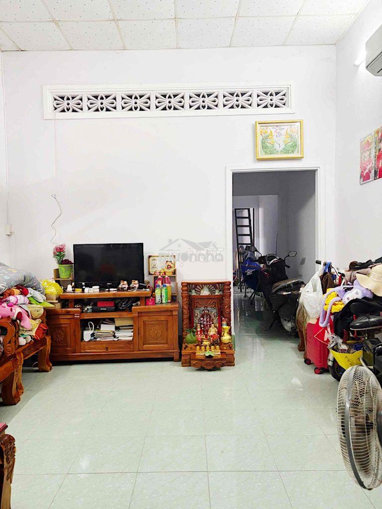 Tôi bán nhà đường tx25,p.thạnh xuân,q.12,dt 64m2,hẻm ô tô 3,5 tỷ
