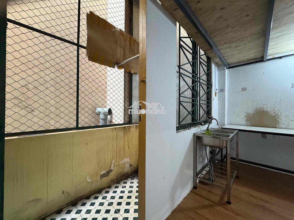 Cho thuê duplex ban công sát bên vạn hạnh mall huflit giá siêu ngon - Ảnh 3