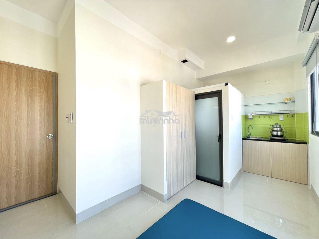 Phòng mới xây cửa sổ thoáng gần hàng xanh, bùi đình túy - 3