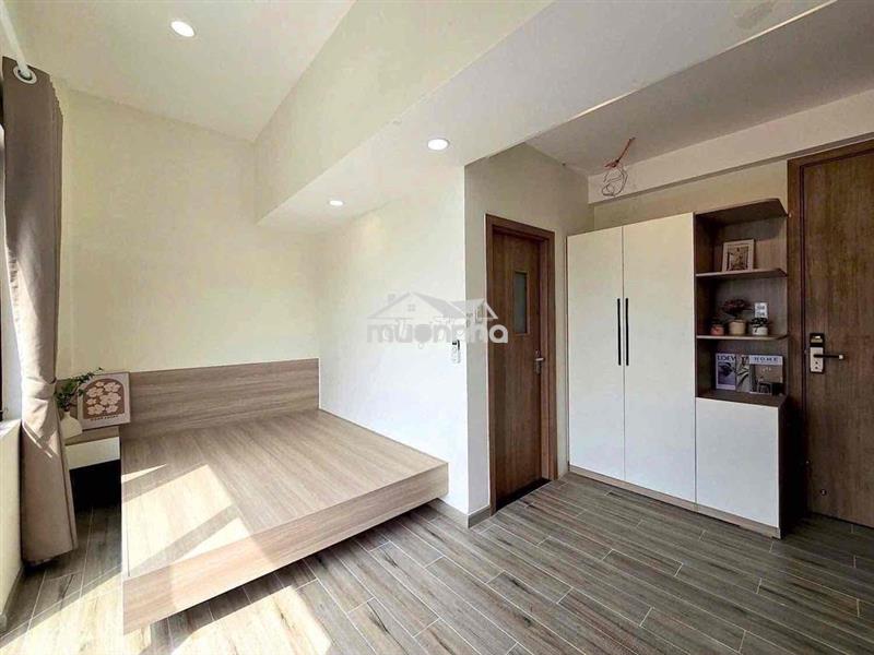 Chdv ngay trần hưng đạo q1- bancong- nhà mới