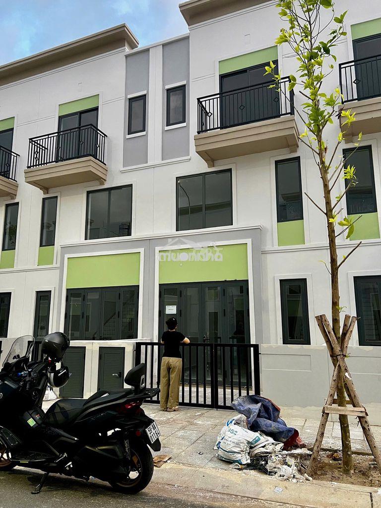 Cần cho thuê căn nhà phố 1 trệt 2 lầu, phường bình dương, tp hcm