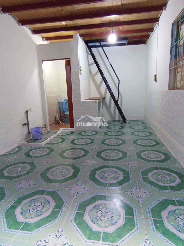 Cho thuê nhà trọ trệt + gác suốt gần nhà thi đấu đa năng q7 - 2