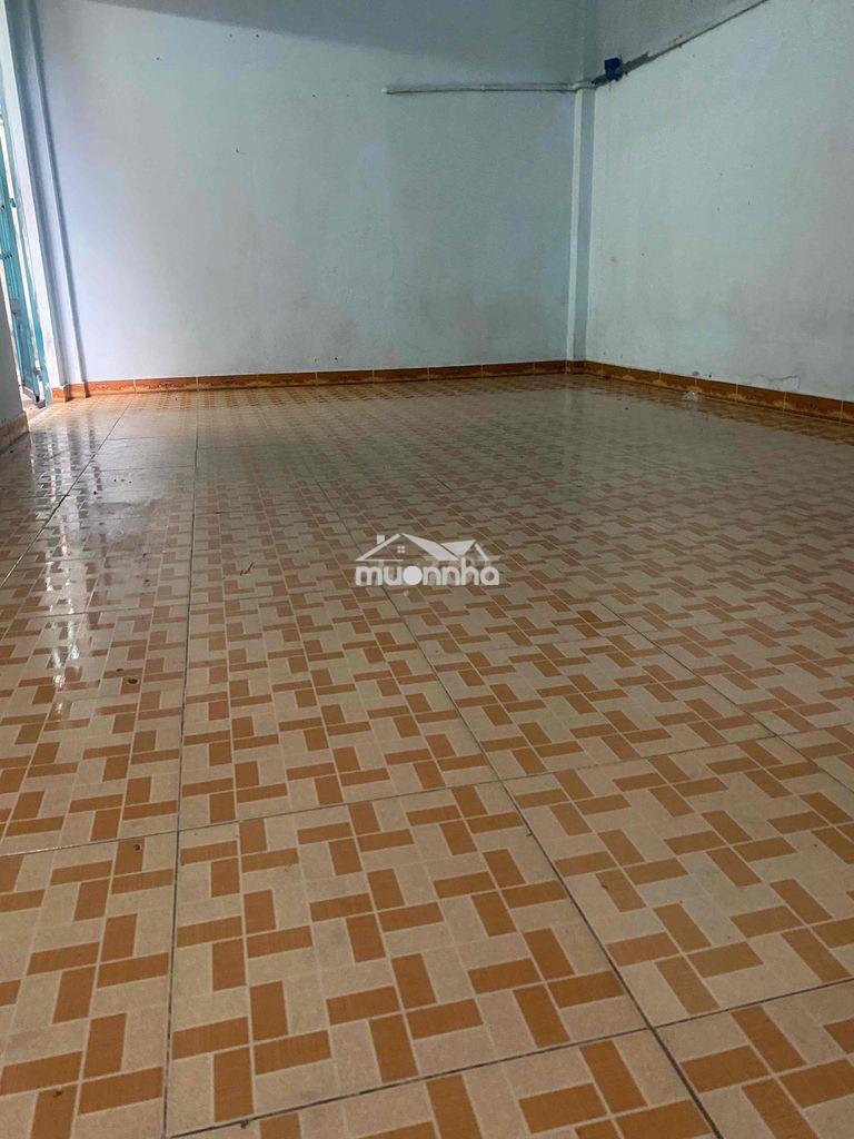Nhà cấp 4; 4*9 sau căn mặt tiền rẻ chốt lẹ