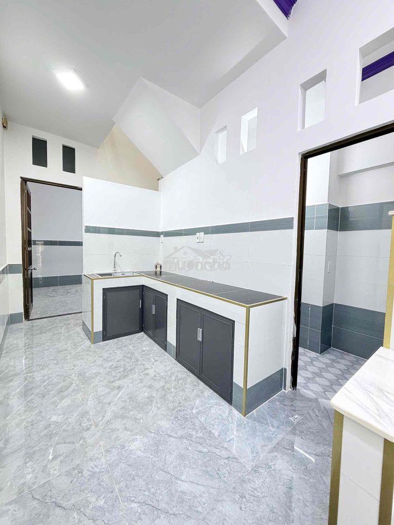 Nhà 55m2 đất hoàn công đủ có p ngủ dưới trệt tc 3p ngủ - 3
