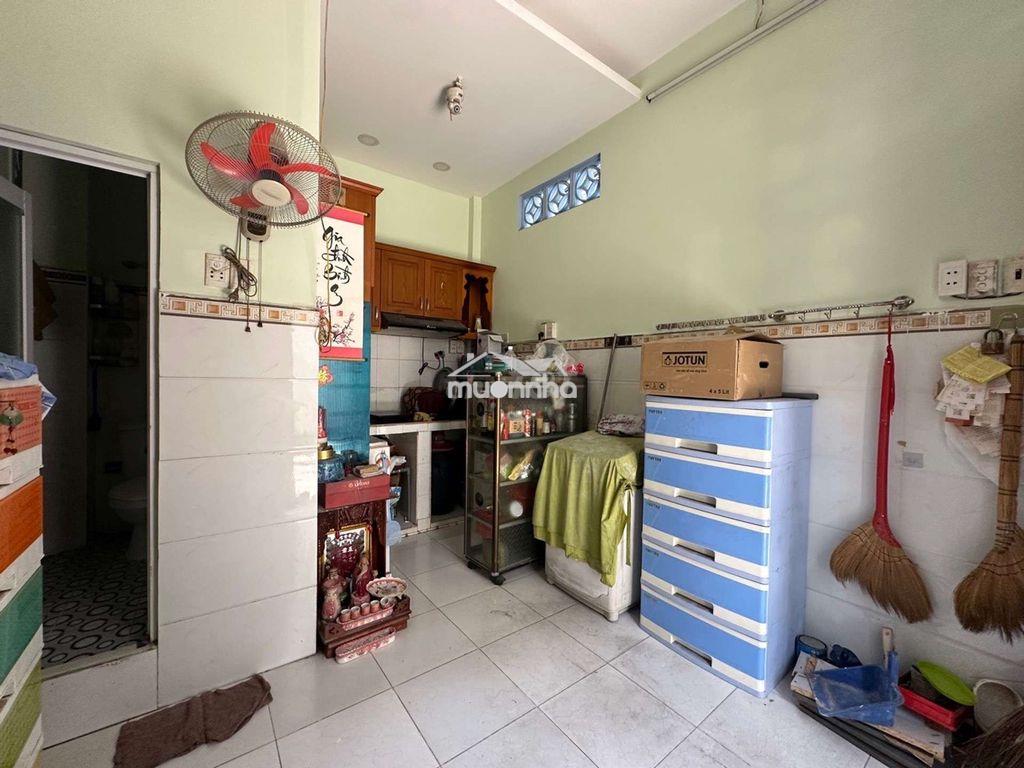 Nhà bán chính chủ hxh lạc long quân 4 tầng hoàn công chỉ 2,95 tỷ - 2