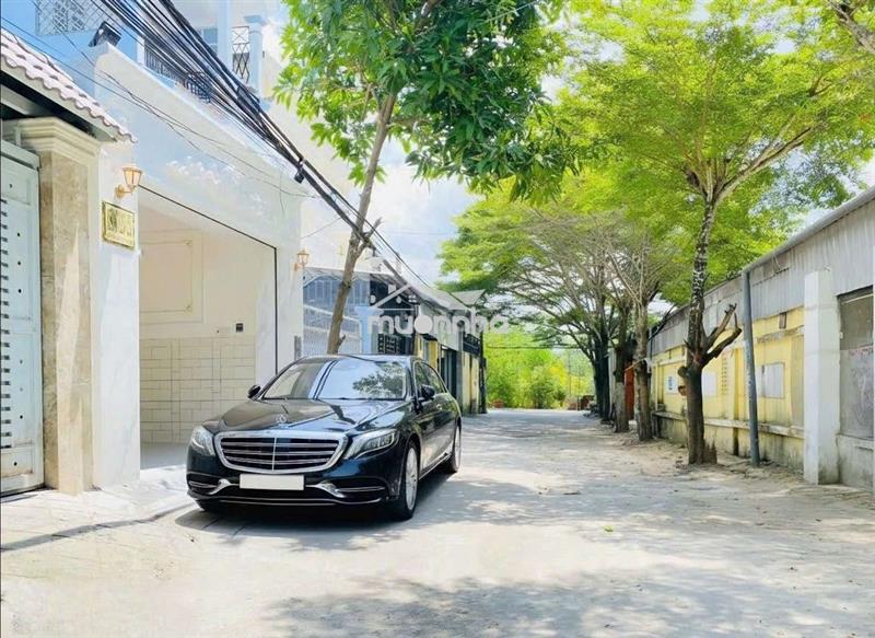 Hẻm xe hơi 1806htp, tặng full nội thất