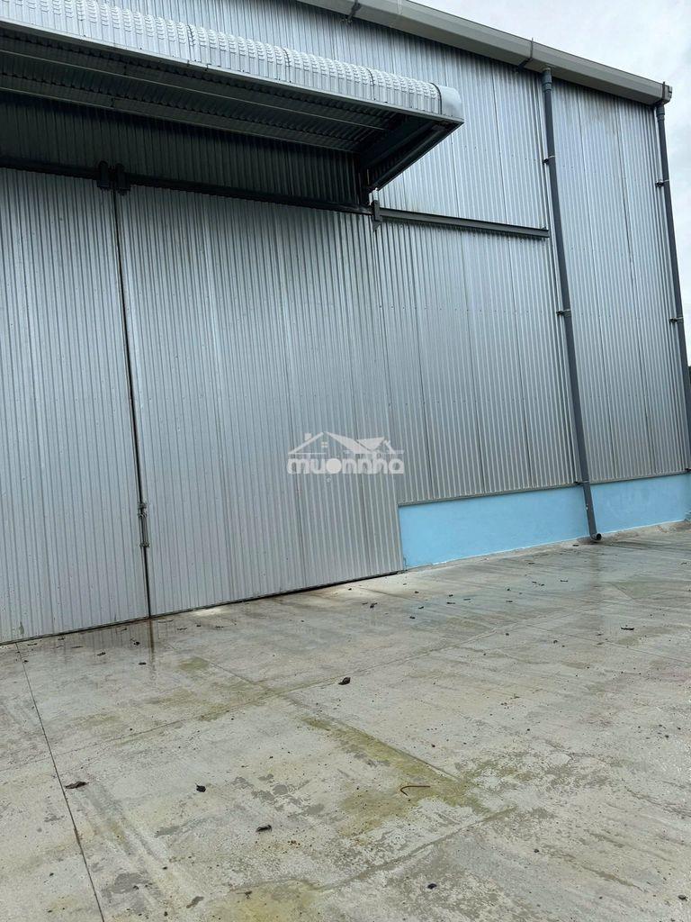 Cho thuê nhà xưởng tại xã hoà ninh- đà nẵng :800 m2 - 2