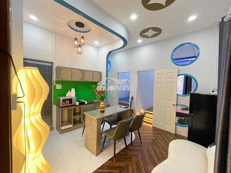 2pn rộng 50m2 có ban công siêu thoáng ngay vòng xoay dân chủ