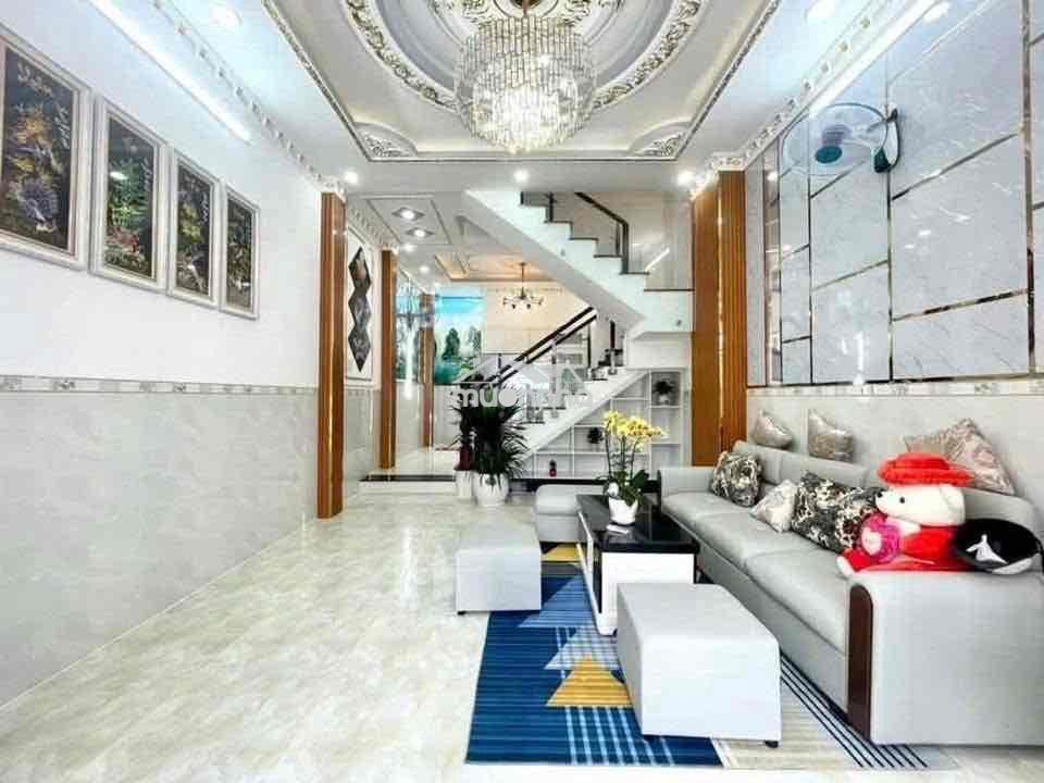 Huỳnh tấn phát - 5 tỷ 1 - xe hơi tới nhà - nhà 3 tầng 50m² - 4pn - 3