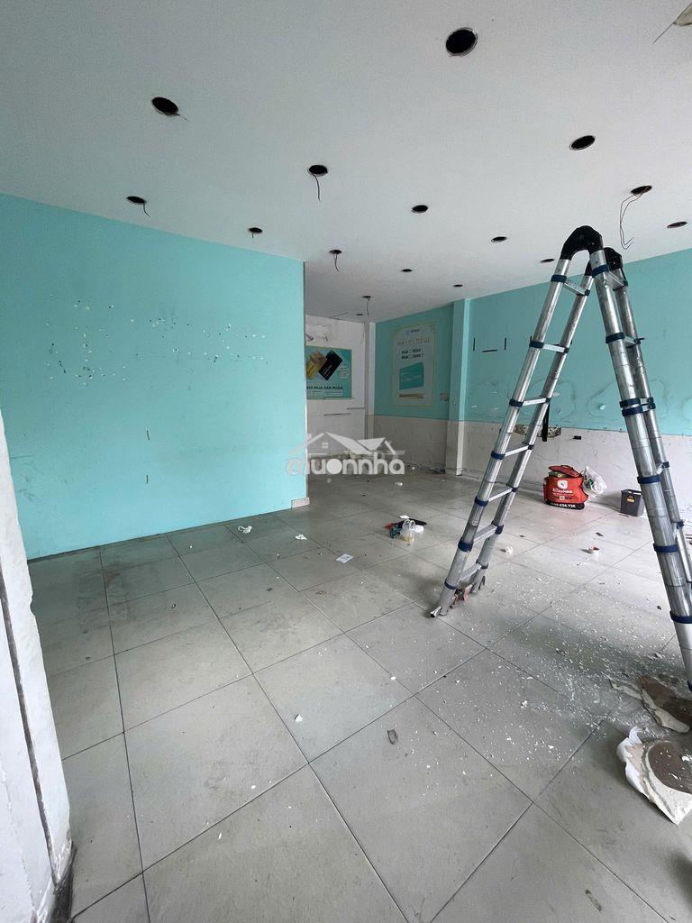 Cần cho thuê nguyên căn 336 lạc long quân dt: 8 x 8, 3 lầu. đầm sen - 2