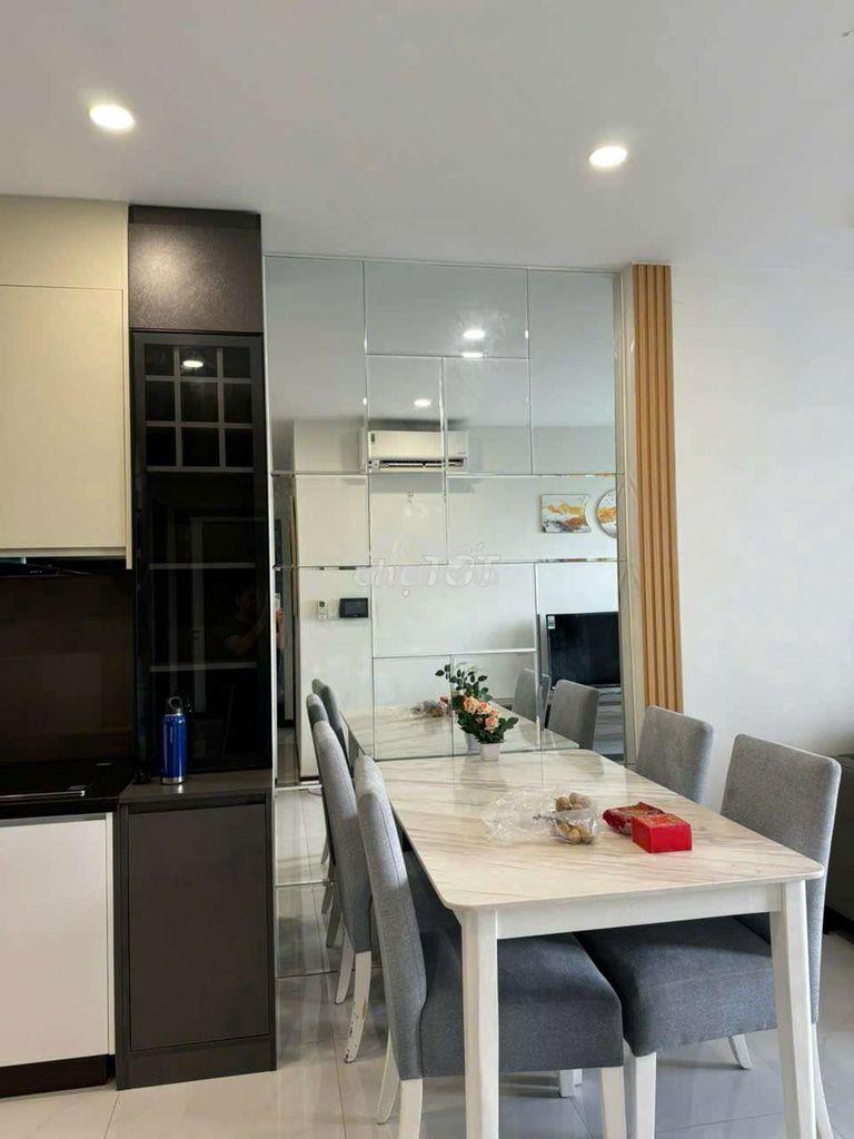 Cho thuê full nội thất 2pn2wc tại c sky view giá rẻ