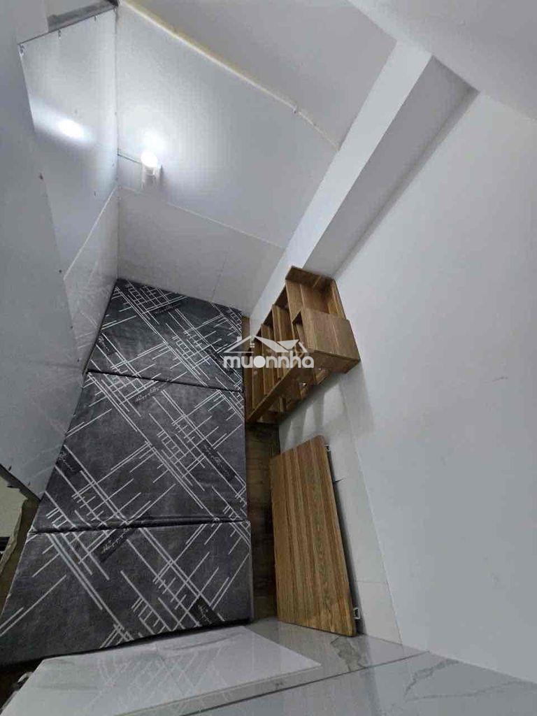 Nam ở ghép muốn không gian riêng, khoá riêng - 2