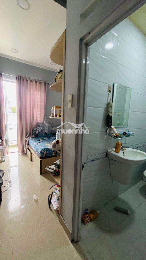 Nhà 5 tầng 45m2 xe hơi đỗ lê thúc hoạch, hoàn công đủ