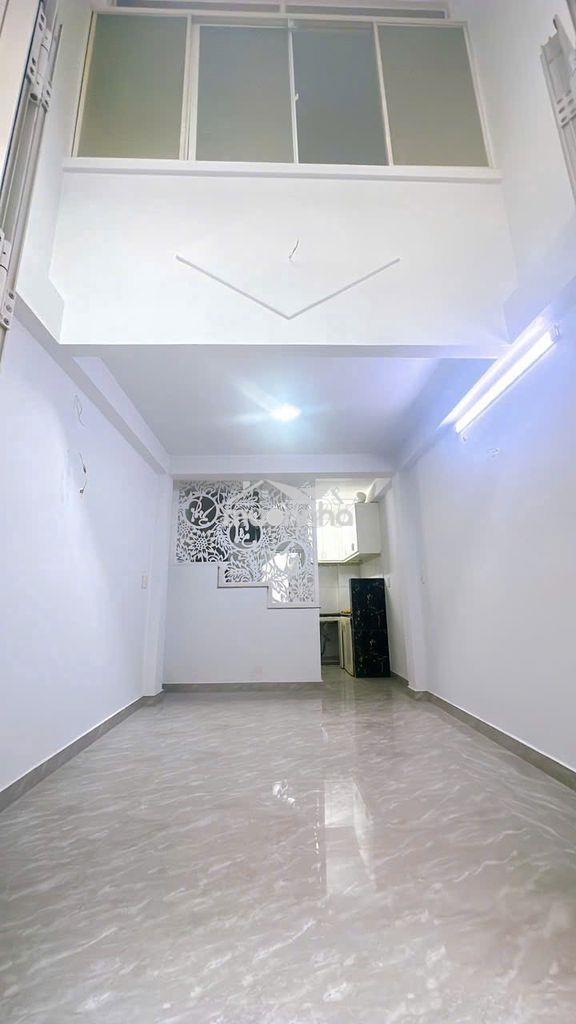 Bạn tìm nhà nguyên căn quận 4 khoảng 11 triệu, 2 phòng ngủ - 3