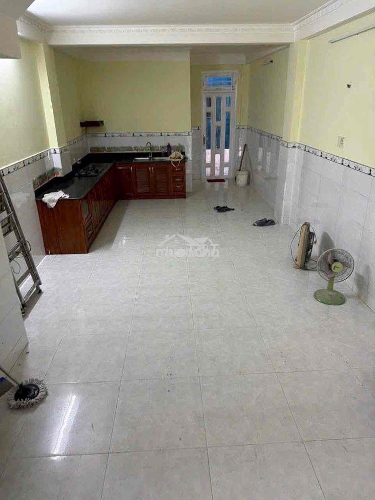 (18tr) cho thuê nhà mặt tiền - 3 tầng - thông đỗ xuân hợp plb - q9 - 3
