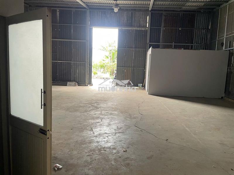 Cho thuê kho ngô chí quốc, 200m2, giá 12tr/ tháng