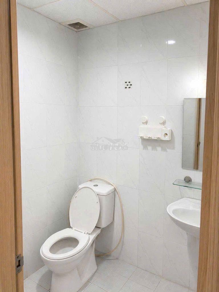 Chung cư sài gòn town tân phú bán căn 2 phòng ngủ giá 2.2 tỷ ở liền - 3