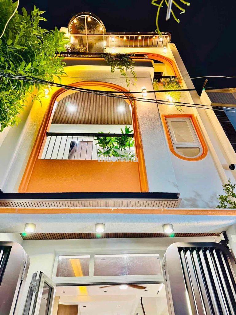 Dt 4m x 16m nhà xây mới đẹp. 4 phòng ngủ - bùi đình túy - bình thạnh