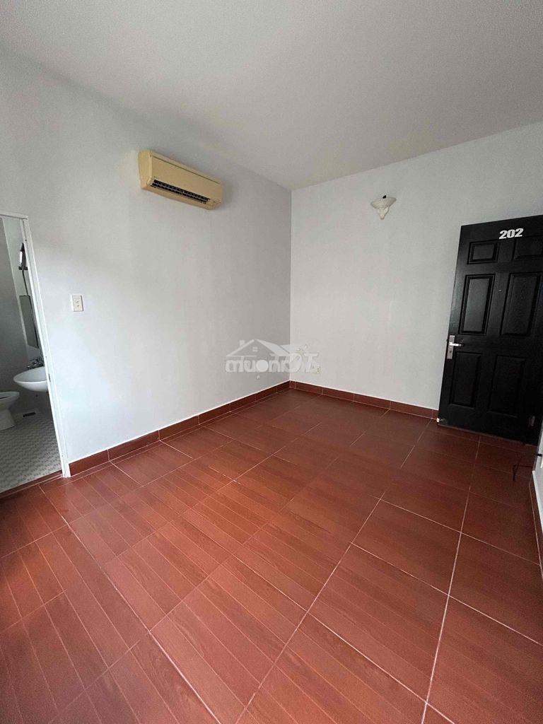 Phòng trọ 3tr5 đường nguyễn công hoan (phan xích long) - 2