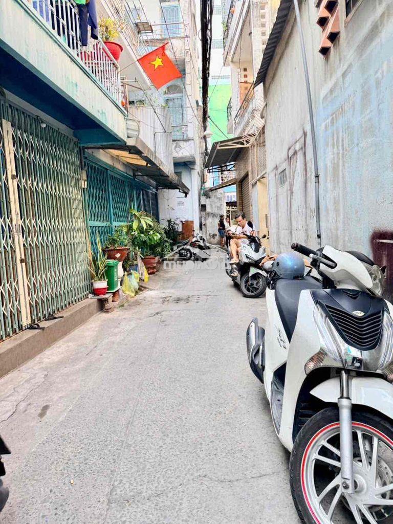 Nhà ngay hàng xanh. bạch đằng - điện biên phủ - bình thạnh - 2