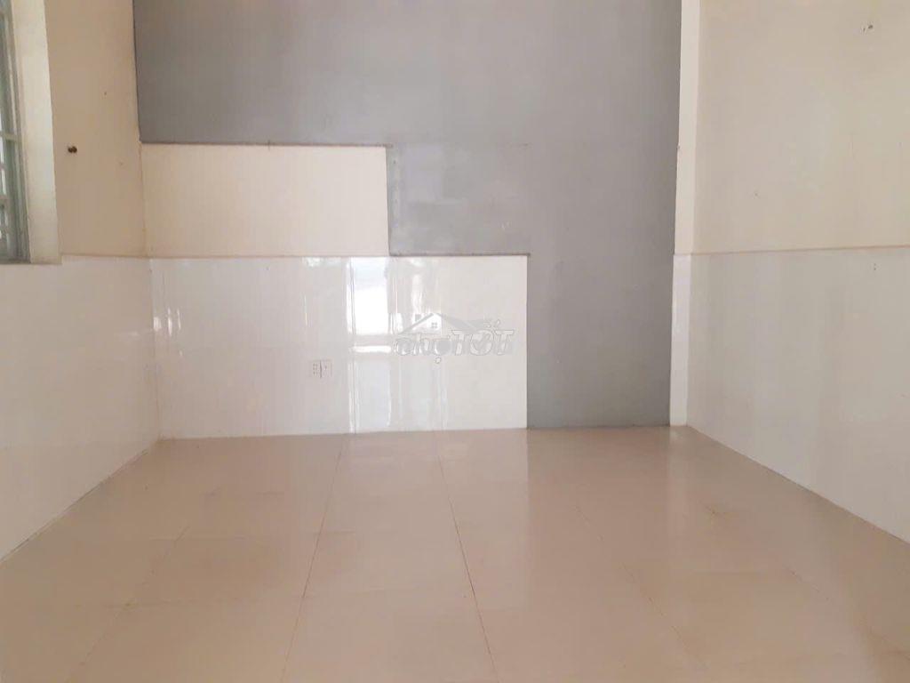 Nhà cho thuê 4x15 - phan văn hớn 1 sẹc - bà điểm - 9 triệu/tháng - 2