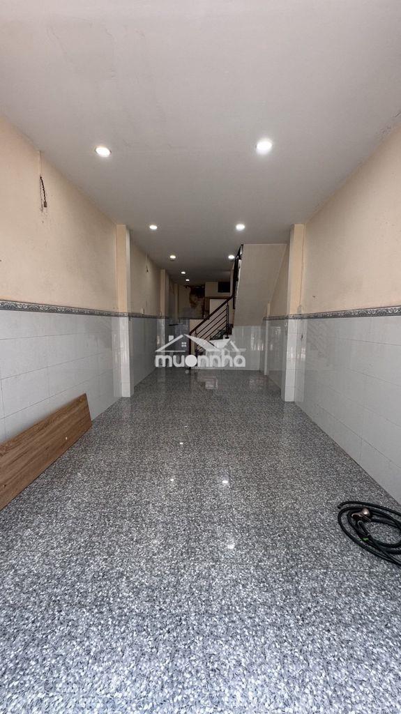 Giá 5 tỷ 7 bán nhà hẻm xe tải lạc long quân phường 3 quận 11