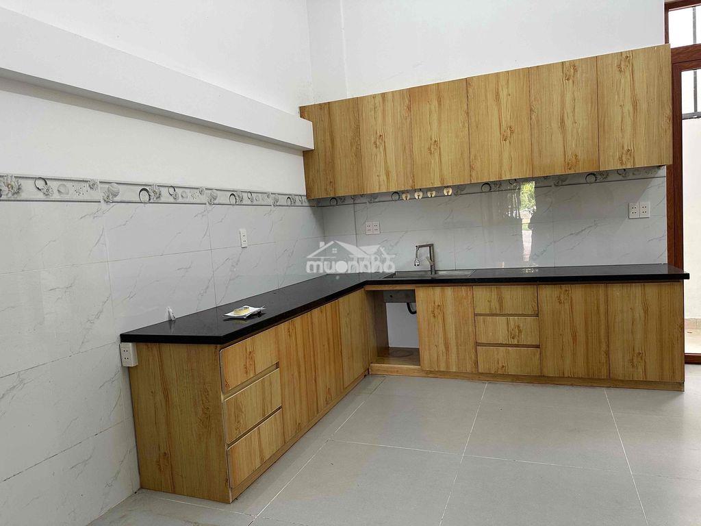 Cho thuê căn hộ dv tầng trệt đầy đủ nội thất có sân sau - 4
