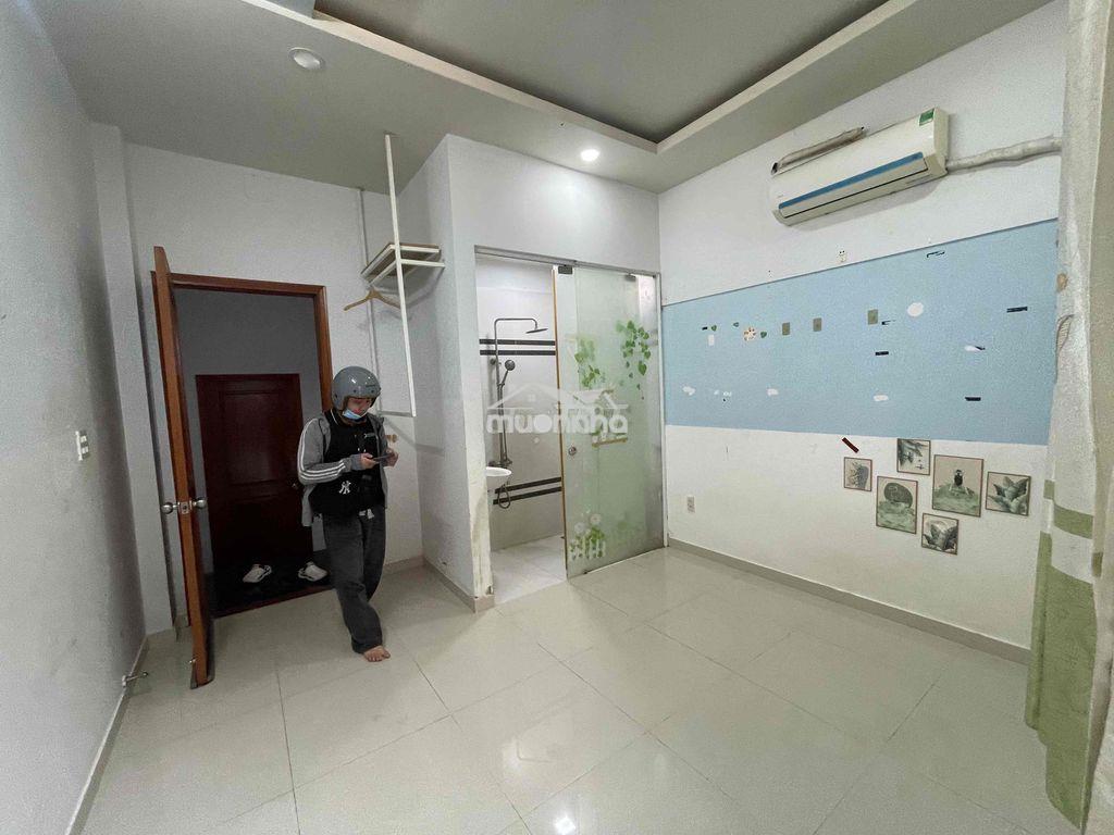 Phòng giá rẻ - 2