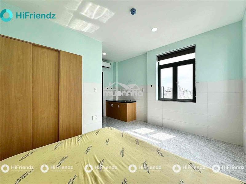 Studio đi bộ qua đh văn lang cs 3