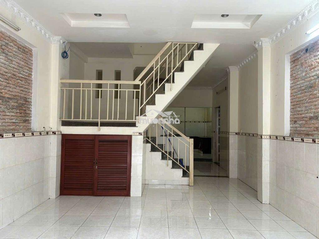 Nhà cho thuê xe hoi ngủ trong sân p 12 gò vấp - 3