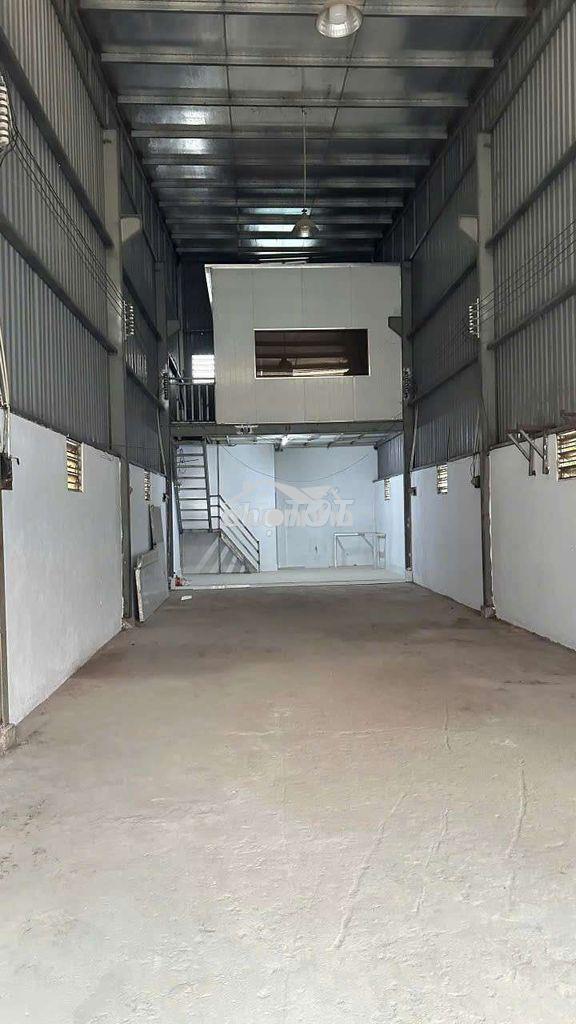 Cho thuê kho 100m/7tr có điện 3 pha - 3