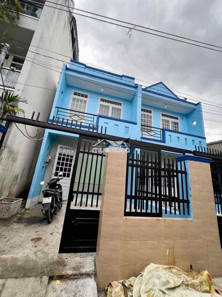 Cho thuê nhà dt 5x15 1trệt 1lầu 2pn 2wc sân xe máy ngay ngã tư ga