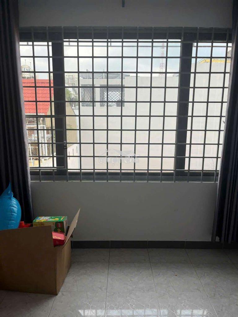 🏠🏠 Chính chủ bán gấp căn hộ chung cư hòa hưng – quận - 4