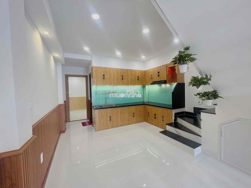 Nhà bán full nội thất sát phạm văn đồng - 2