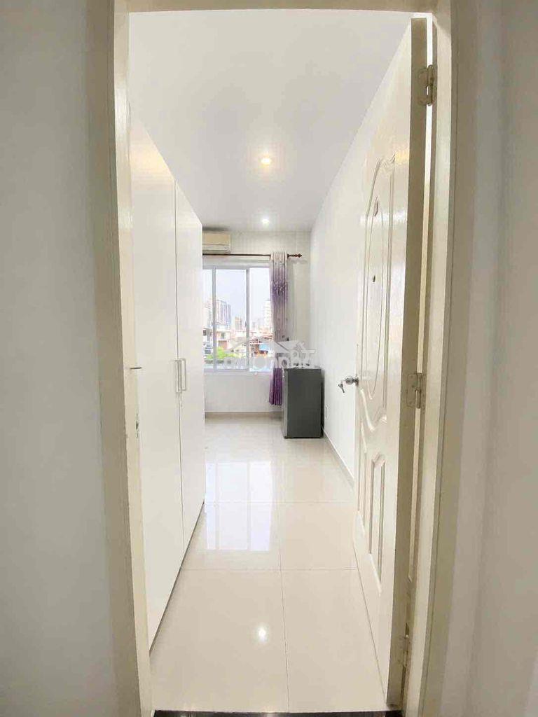 Phòng trọ đầy đủ nội thất, cửa sổ thoáng - quận 3 kế quận 10 - 3