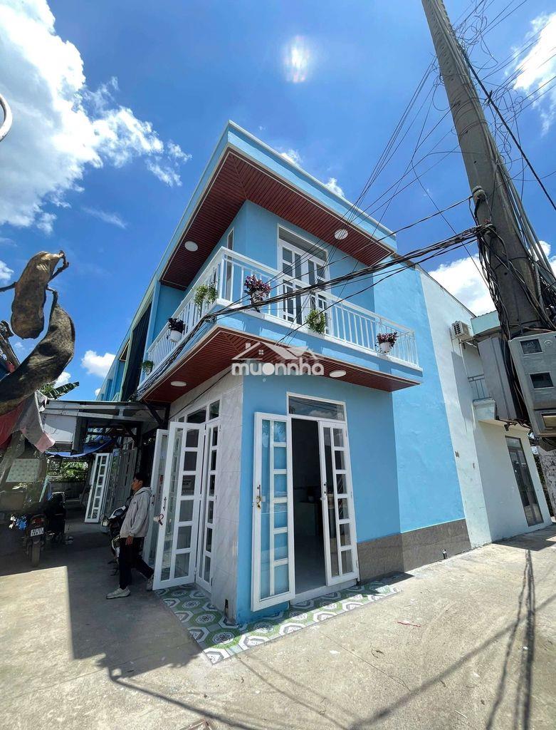 Căn góc 2 mặt tiền 295tr có sổ giáp chợ bà điểm hóc môn