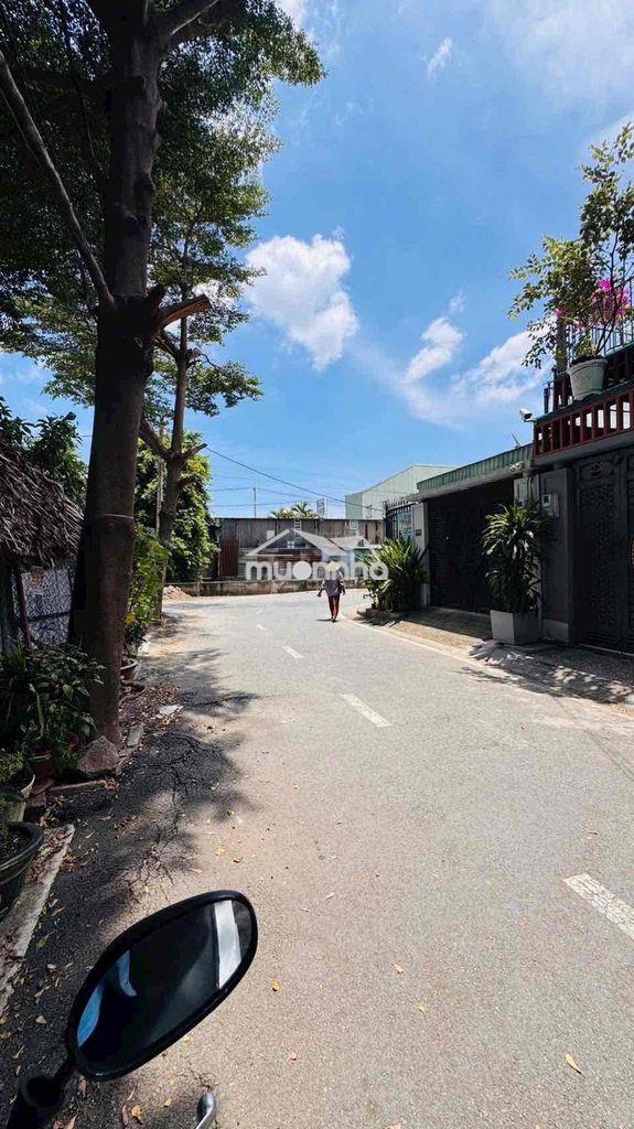 Nhà 1/ hà huy giáp_sân 2 xe hơi_ sẵn máy lạnh - 2