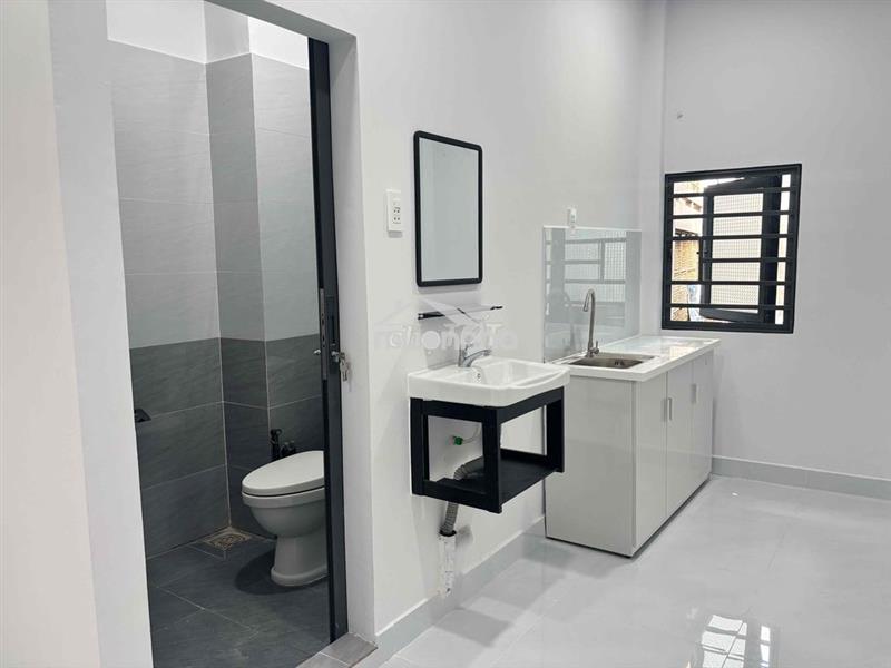 Chính chủ cho thuê - phòng mới xây - lý thái tổ trung tâm quận 10