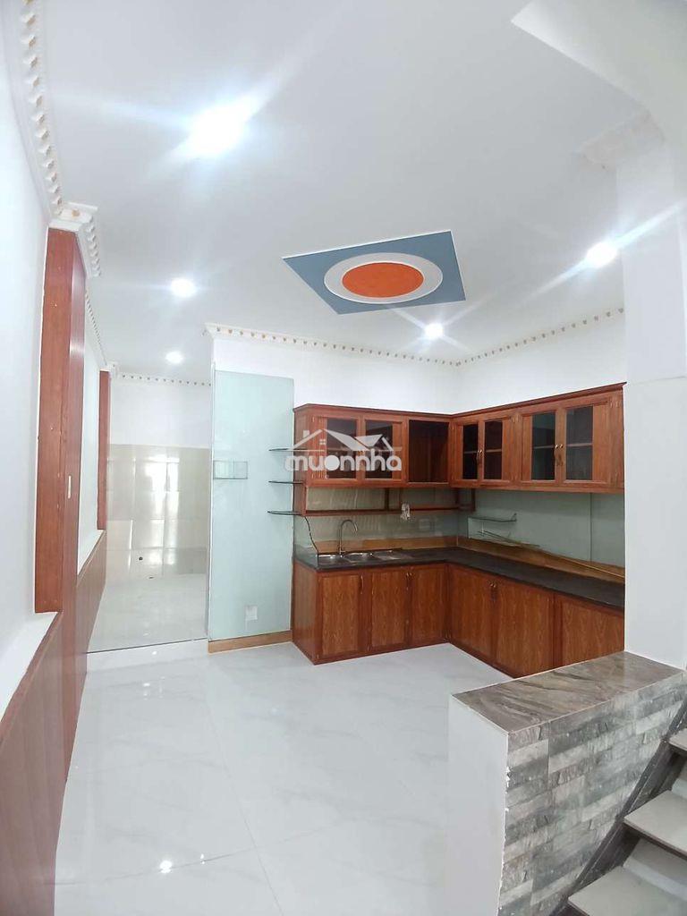 Bán nhà đẹp 4m x 17m lầu suốt 4pn 2w phòng khách rộng - 3