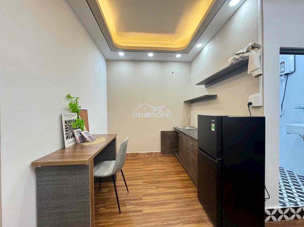 Cho thuê chdv 2pn tách bếp giá 10tr300 tại gò công quận 5 - 3