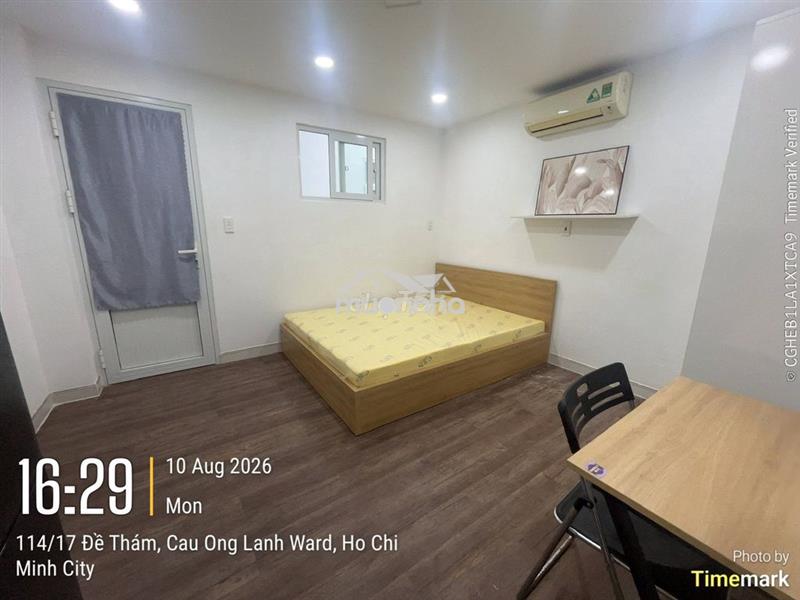 Cho thuê phòng 20m2, full nội thất, khu vực yên tĩnh, khu trung tâm.